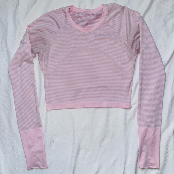 Lululemon Light Pink Swiftly Tech Cropped Long Sleeve Shirt 2.0 - Size 8 - Picture 3 of 4